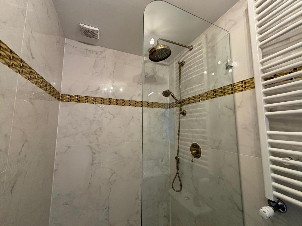 Widok Na Rynek Apartment Wroclaw Bagian luar foto